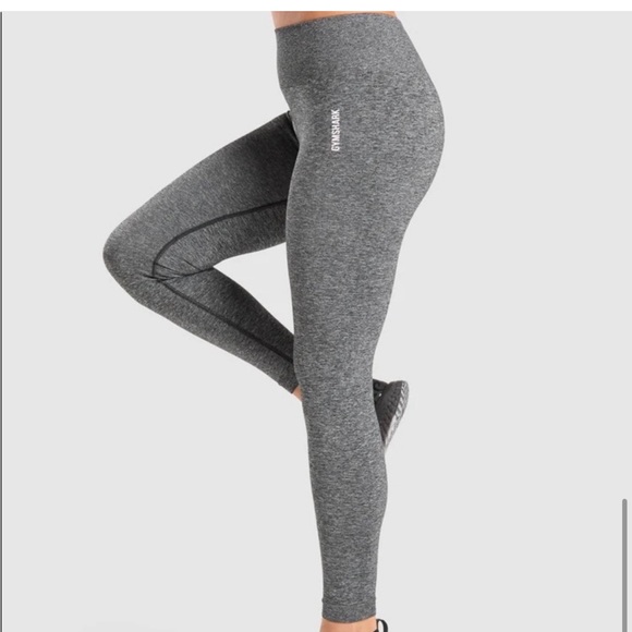 *FREE ADD ON* Gymshark Adapt Mark Seamless Leggings in Black - Picture 3 of 7